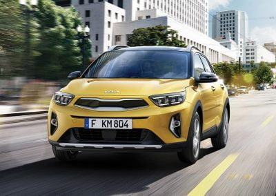 kia stonic gls my22 front driving